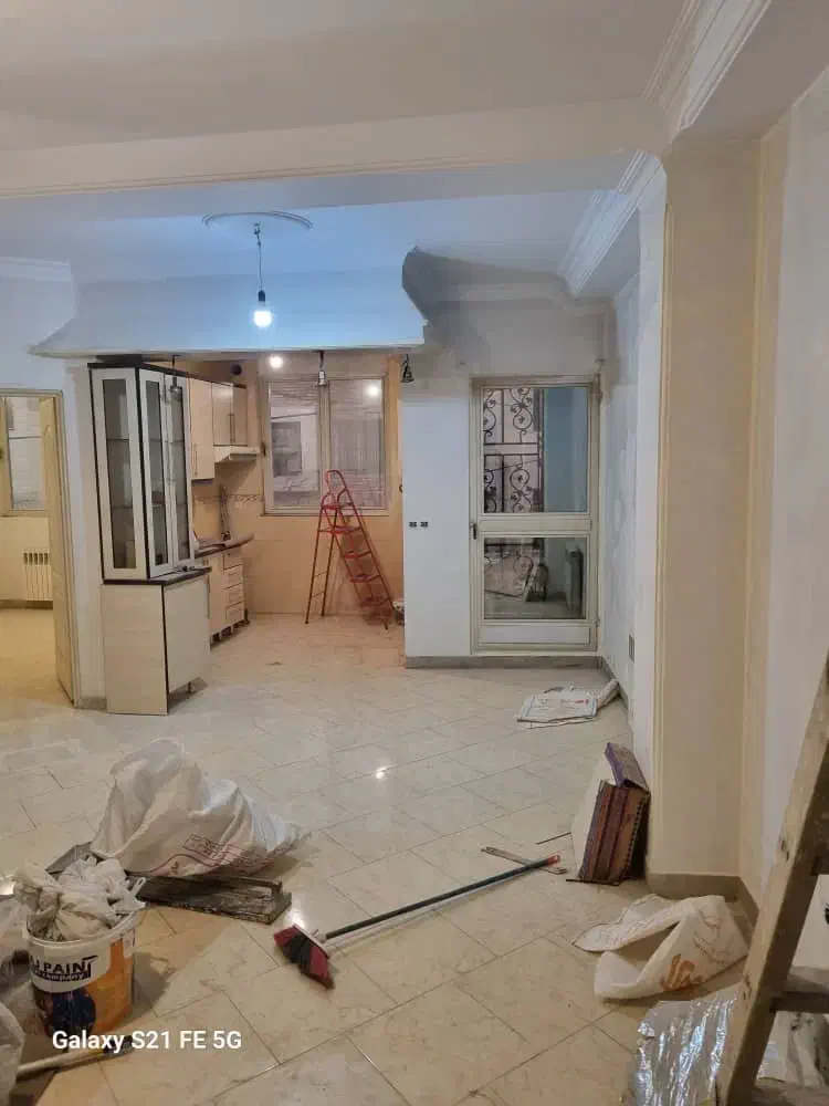 رهن کامل ۶۰ متر خیابان معلم