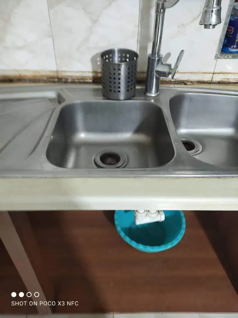 کل آشپزخانه کاملا سالم|ظروف سرو و پذیرایی|بندر انزلی, شاکوچه|دیوار