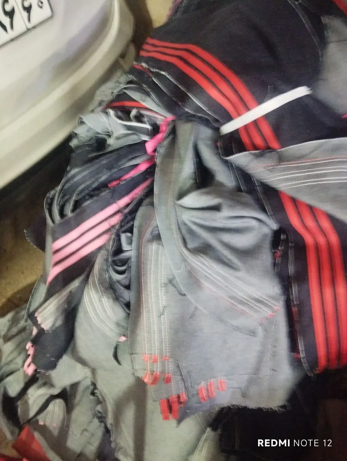 سلام دورد  به یک زیگزال دوز و یک وسط کار نیازمندیم|استخدام صنعتی، فنی، مهندسی|تهران, مسعودیه|دیوار