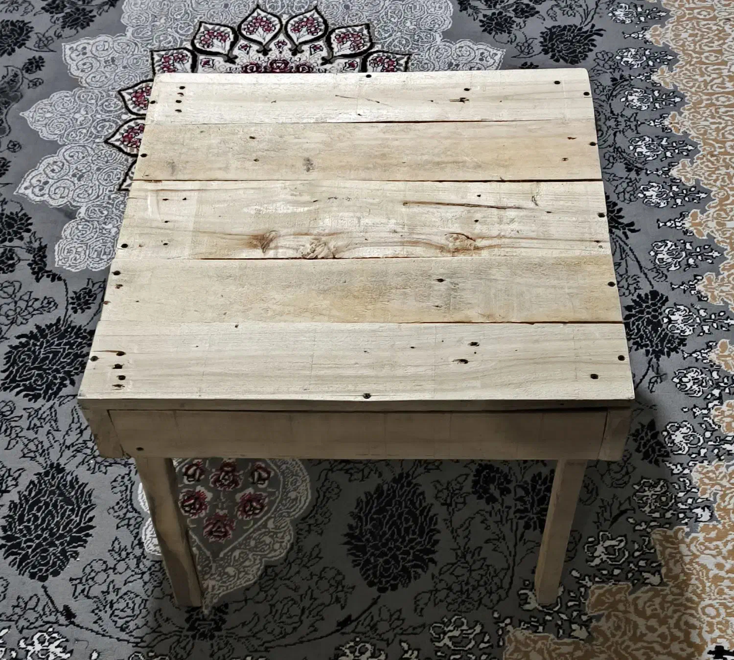 کرسی|بخاری، هیتر، شومینه|پیشوا, |دیوار