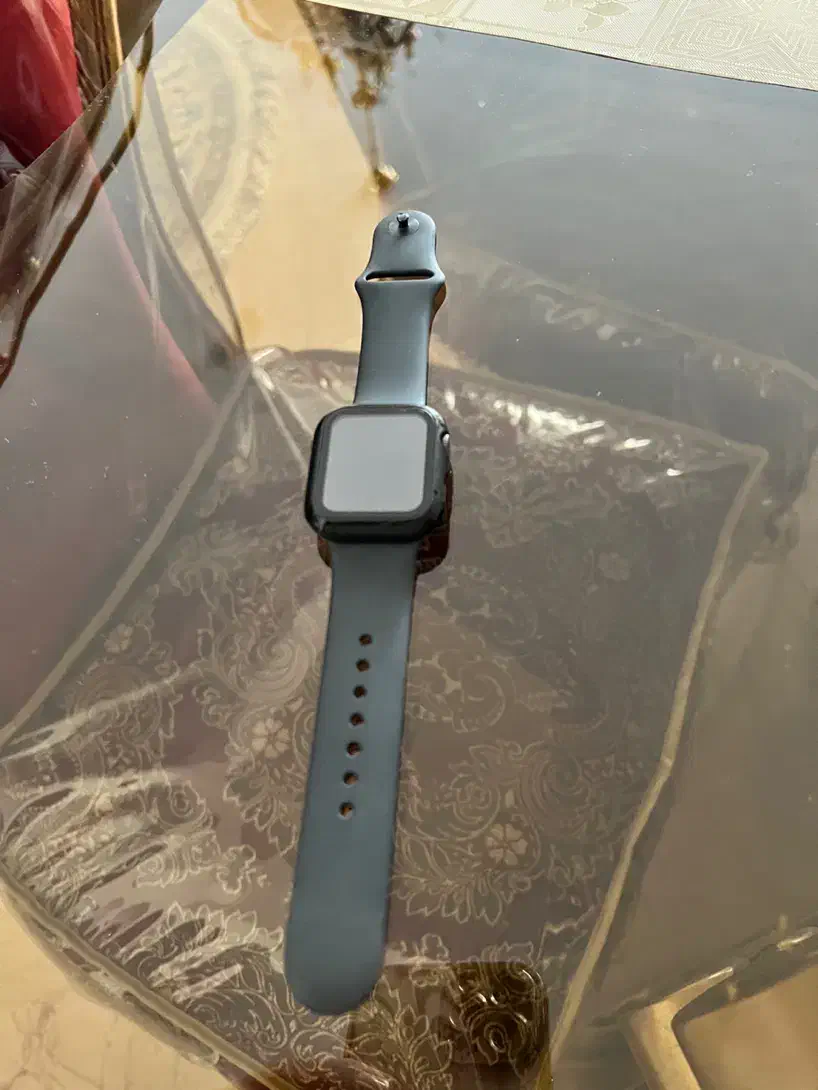 اپل واچ se و بدون خط و خش40mm Case - Aluminum|ساعت|اصفهان, باغ زرشک|دیوار