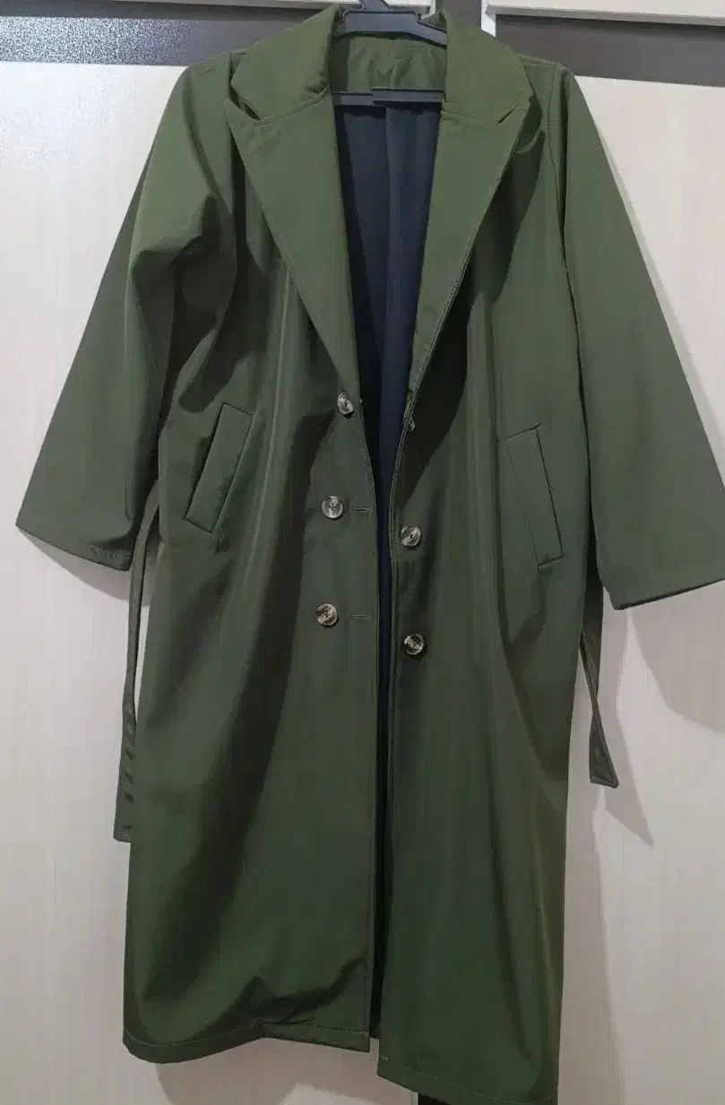 بارونی ترند|لباس|لردگان, |دیوار