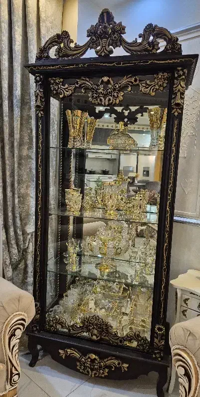 ویترین چوب راش|بوفه، ویترین، کنسول|اصفهان, باغ فدک|دیوار