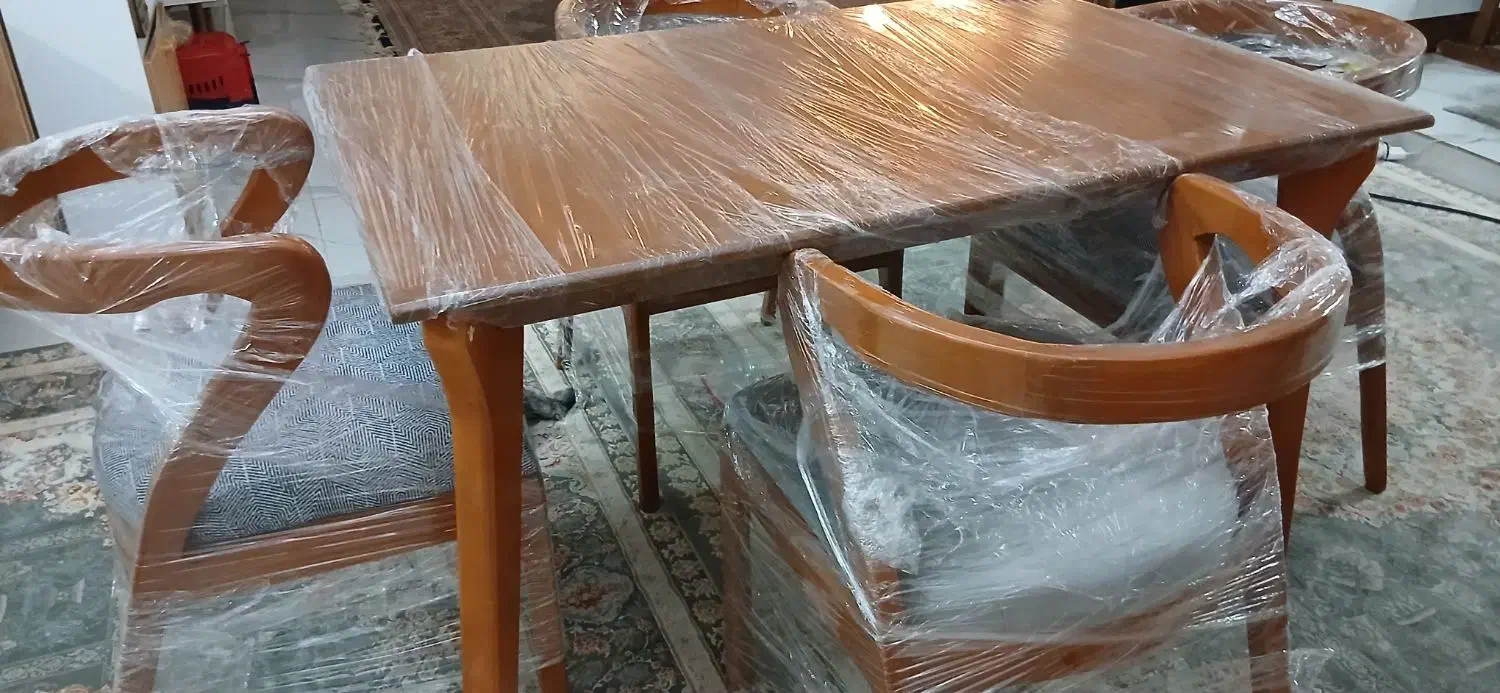 میز غذاخوری ۴ نفره|میز و صندلی غذاخوری|زاهدان, |دیوار