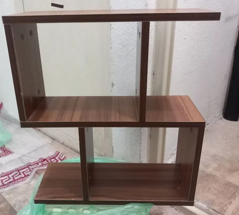 میز بغل مبلی در حد نو|میز تحریر و کامپیوتر|تهران, حکیمیه|دیوار