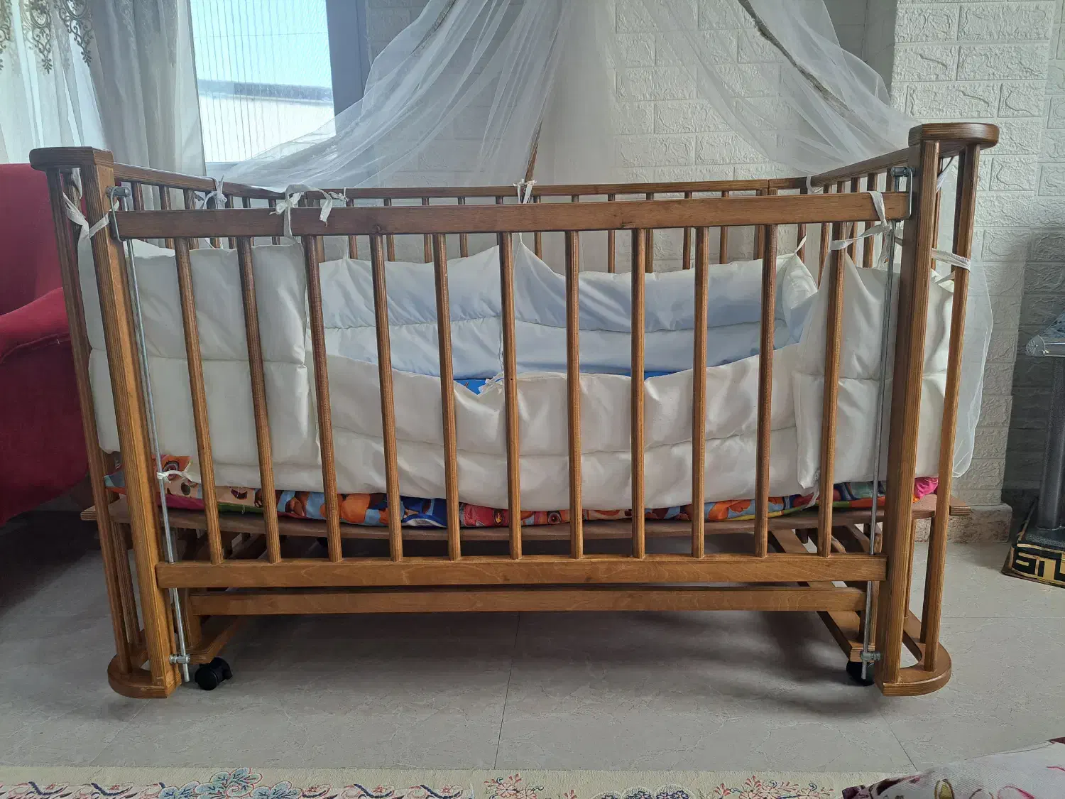 تخت کنار مادر|تخت و صندلی بچه|ایزدشهر, |دیوار