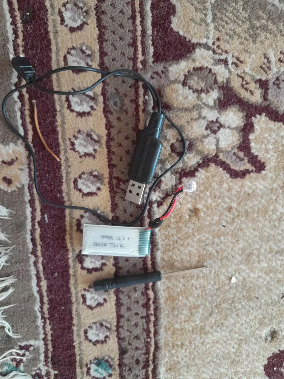 باطری نونو نو هست هیچی کار نکرد با شارژر|دوربین عکاسی و فیلم‌برداری|اصفهان, احمدآباد|دیوار
