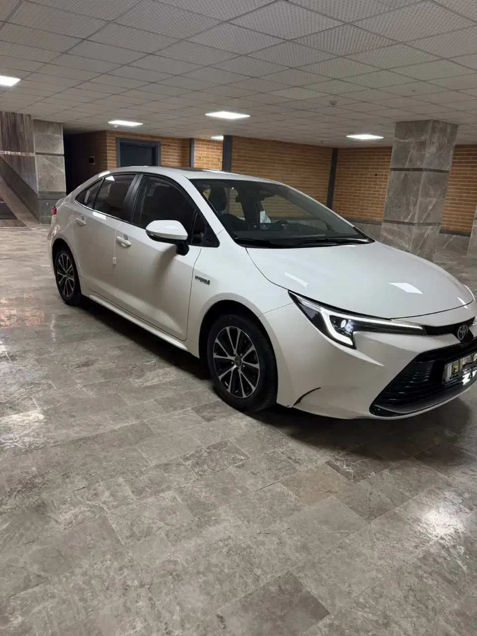 تویوتا لوین ۲۰۲۳|خودرو سواری و وانت|گرگان, |دیوار