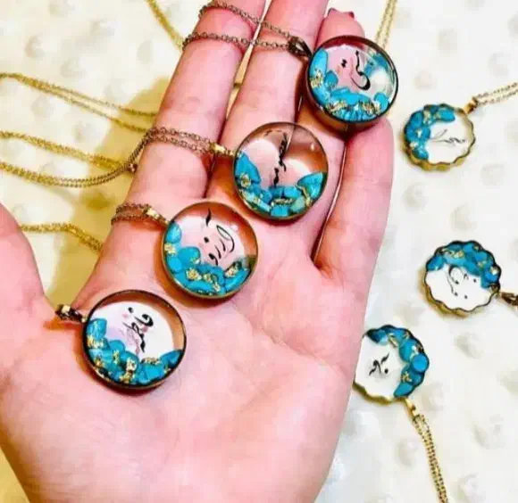 انواع گردنبند رزینی|بدلیجات|مشهد, شهید بهشتی|دیوار