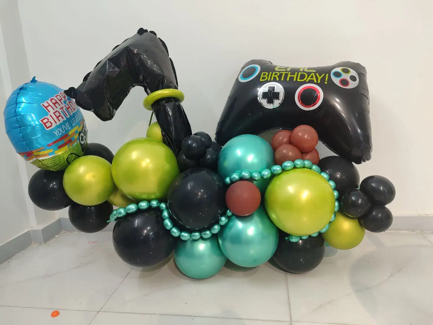 بادکنک آرایی|اسباب‌‌بازی|قرچک, مهدیه|دیوار