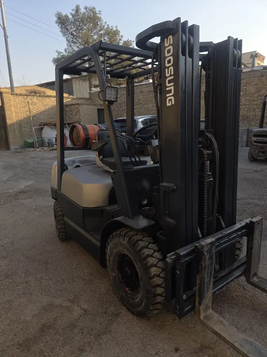 لیفتراک ۲ تن سوسانگ کره|خودرو سنگین|اصفهان, شهرک صنعتی جی|دیوار