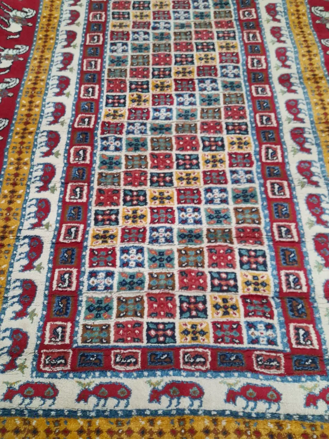 کناره ۱ در یک ونیم|گلیم، جاجیم، گبه|گلبهار, شهر جدید گلبهار|دیوار