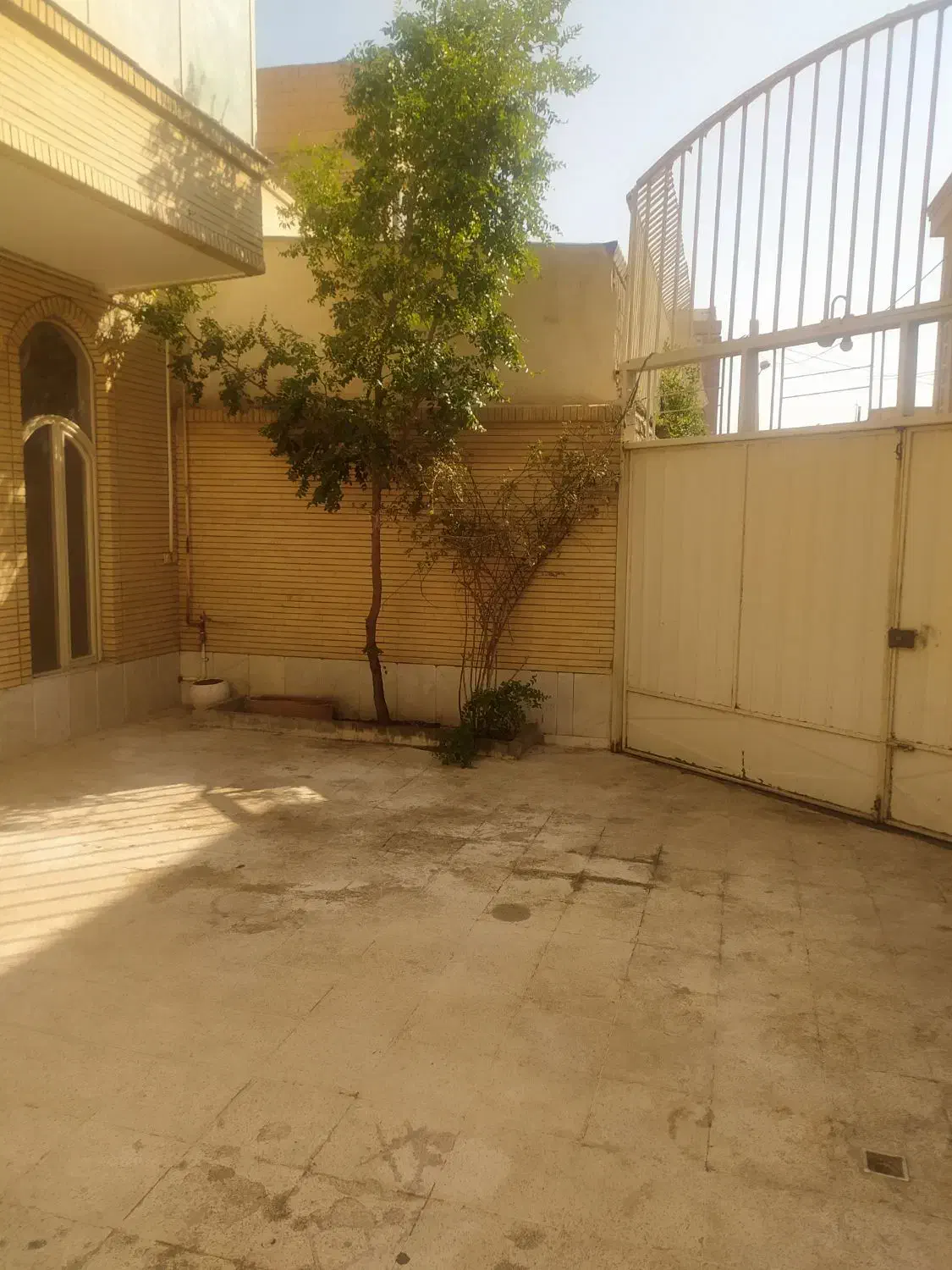 رهن و اجاره منزل مسکونی|اجارهٔ خانه و ویلا|شهرضا, |دیوار