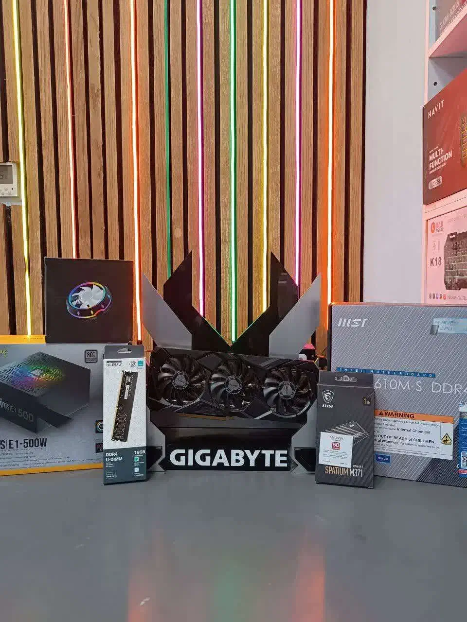 کیس دانش آموزی و اقتصادی|رایانه رومیزی|مشهد, عامل|دیوار