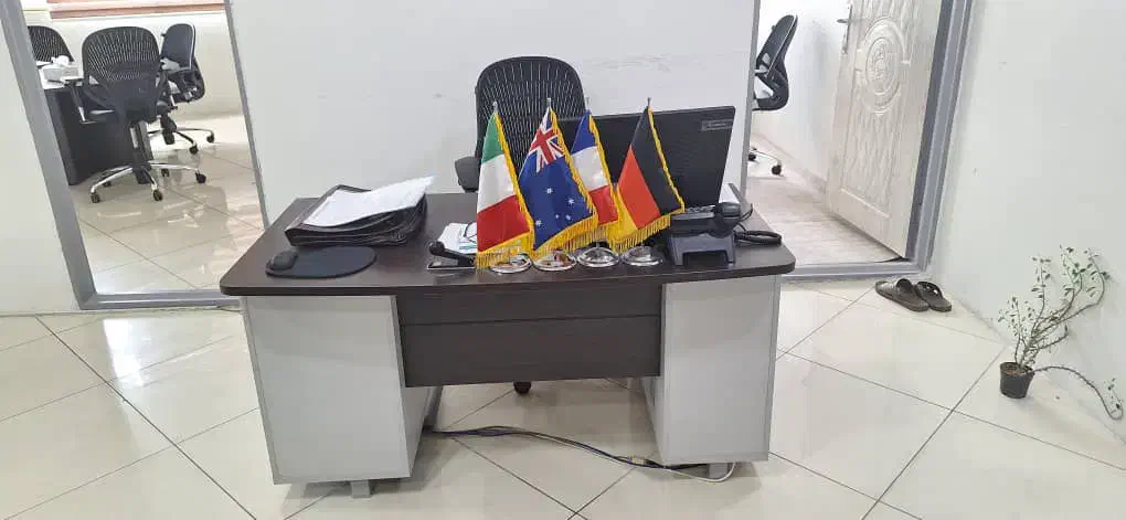 میز صندلی اداری|مبلمان اداری|کرج, عظیمیه|دیوار