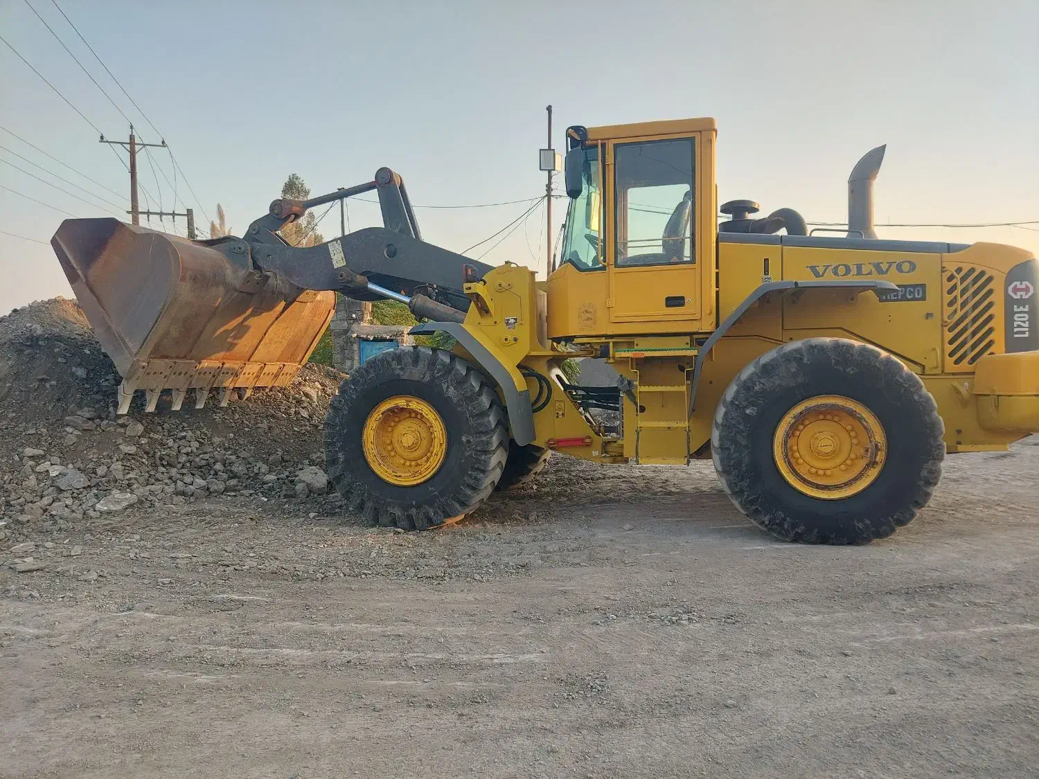 فروش لودرهای سه جک اتومات|خودرو سنگین|بابل, |دیوار