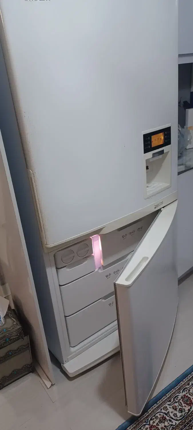 یخچال اسنوا بدون پوسیدگی در حد نو|یخچال و فریزر|آستارا, |دیوار