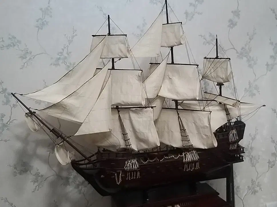 کشتی چوبی جنگی|مجسمه، تندیس، ماکت|تهران, حشمتیه|دیوار