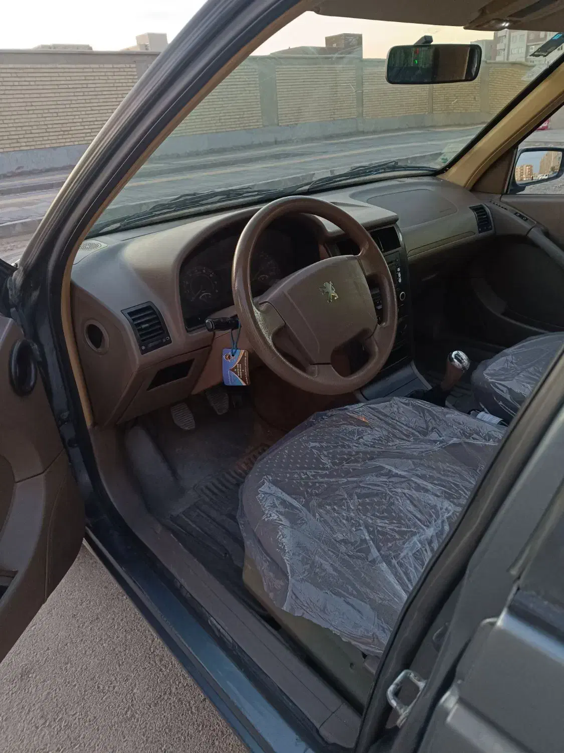 پژو ۴۰۵ مدل ۹۴ بدنه آینه درحد|خودرو سواری و وانت|گلبهار, شهر جدید گلبهار|دیوار