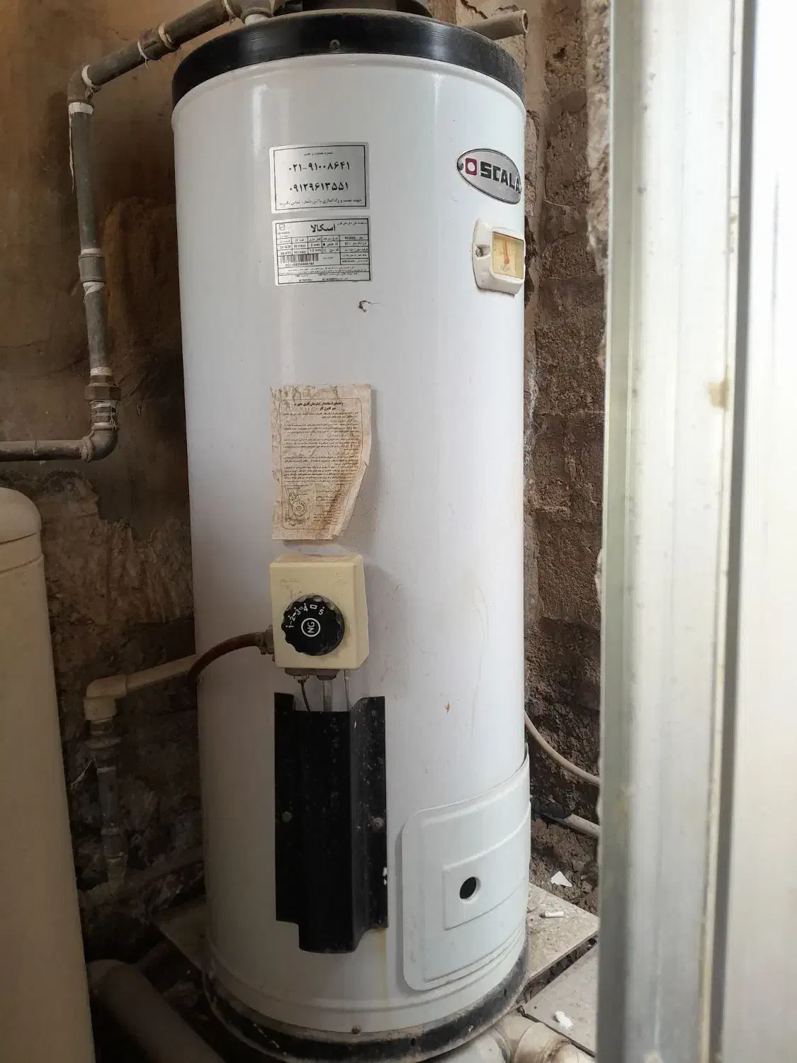 ابگرمکن مخزنی ۱۸۰ لیتری بزرگ|آبگرمکن، پکیج، شوفاژ|امیدیه, |دیوار