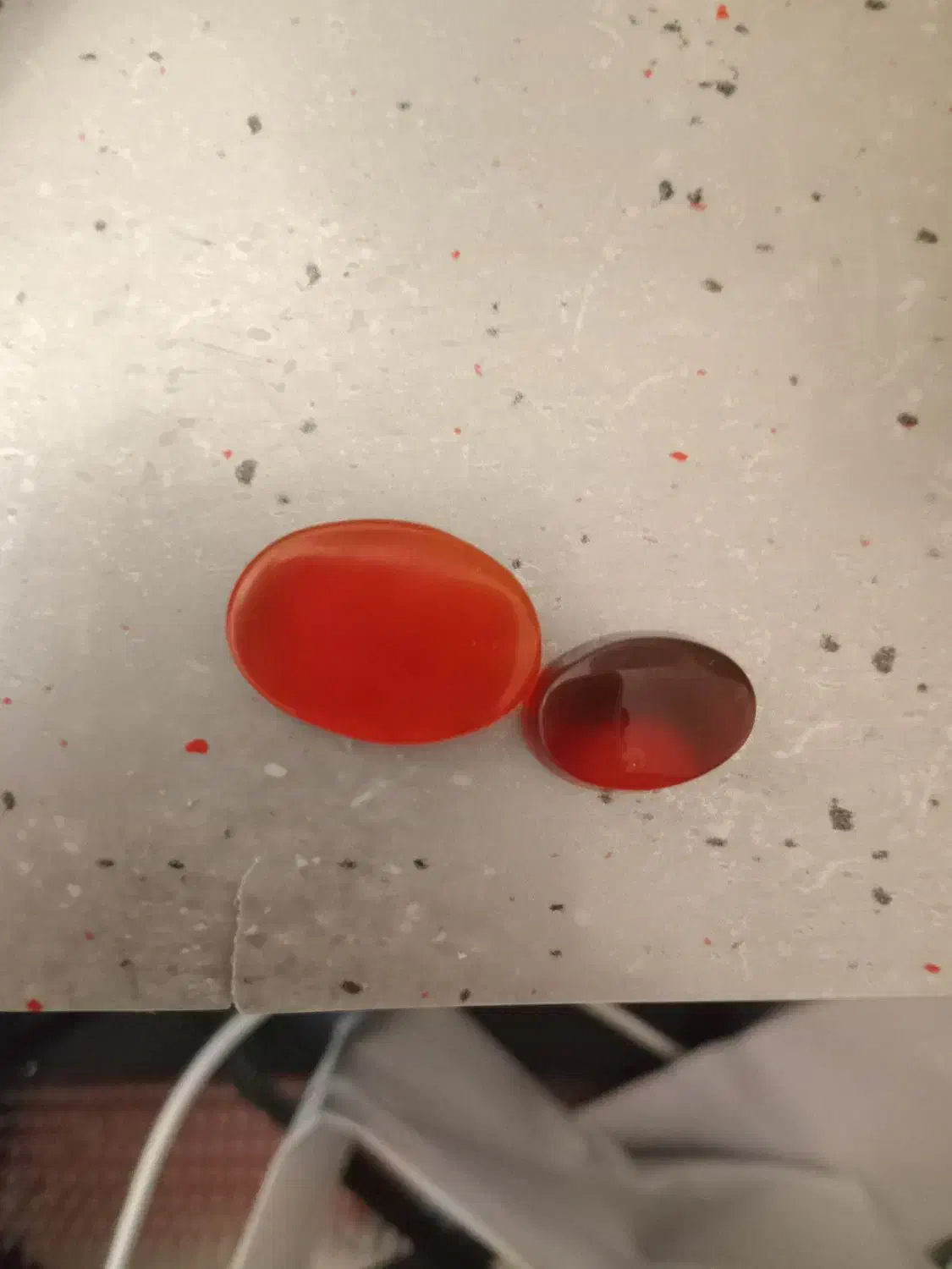 دو عدد عقیق|جواهرات|همدان, |دیوار