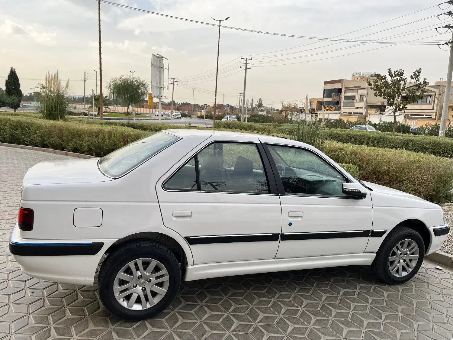 پارس سال موتور جدید ۴۰۱|خودرو سواری و وانت|شاهین‌شهر, شهرک ردانی پور|دیوار