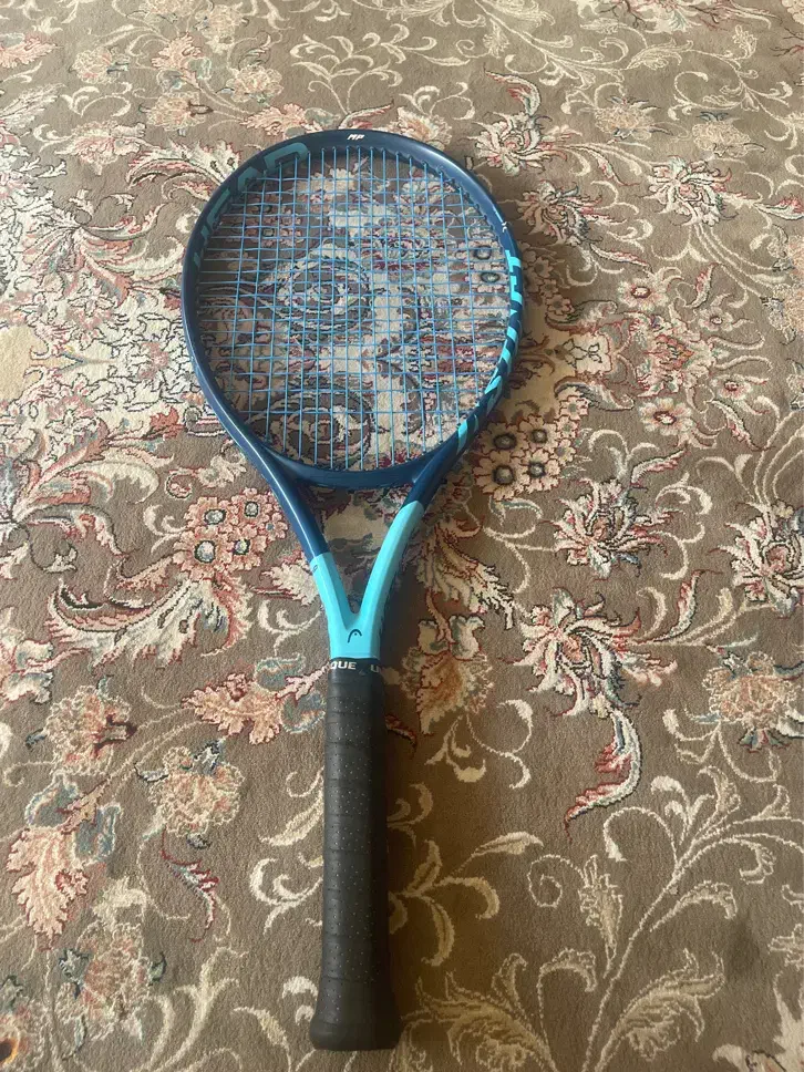 راکت تنیس حرفه ای|ورزشهای توپی|شیراز, قدوسی شرقی|دیوار