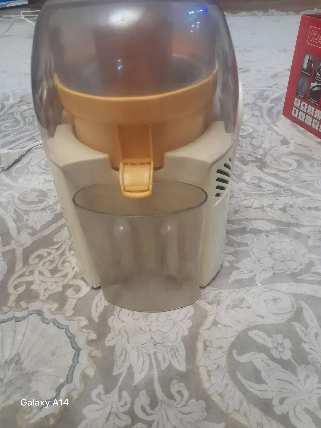 دستگاه آب میوه کیری|آبمیوه‌گیر و آب‌مرکبات‌گیر|کرج, کمال‌شهر|دیوار