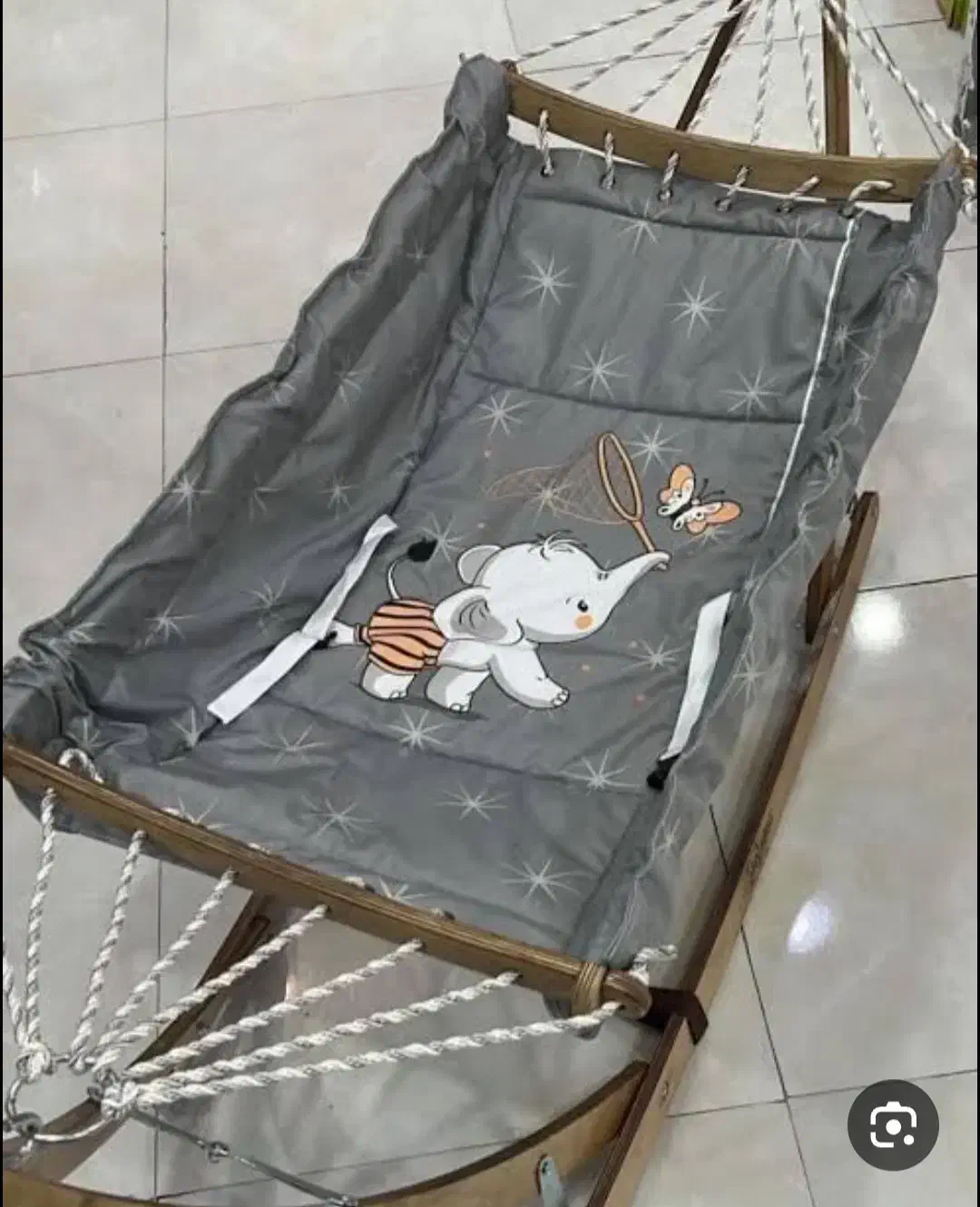 گهواره و تاب ریلکسی|تخت و صندلی بچه|آمل, |دیوار