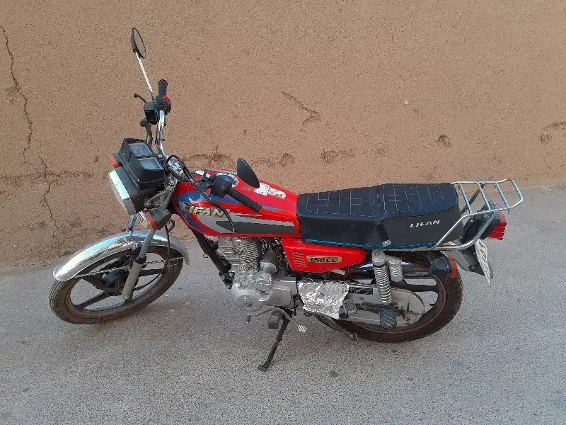 موتور لیفان150cc|موتورسیکلت|خمینی‌شهر, |دیوار