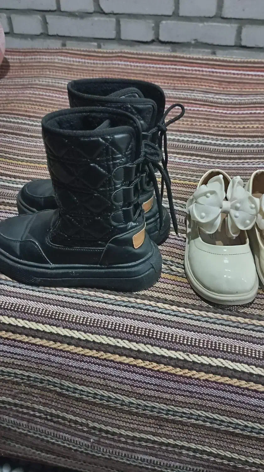 پوتین درحد نو|کفش و لباس بچه|سنگر, |دیوار