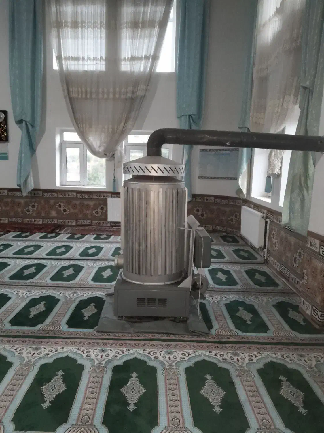 باسلام.بخاری بزرگ برقی ونفتی.به گاز هم تبدیل میشه|بخاری، هیتر، شومینه|نوشین شهر, |دیوار