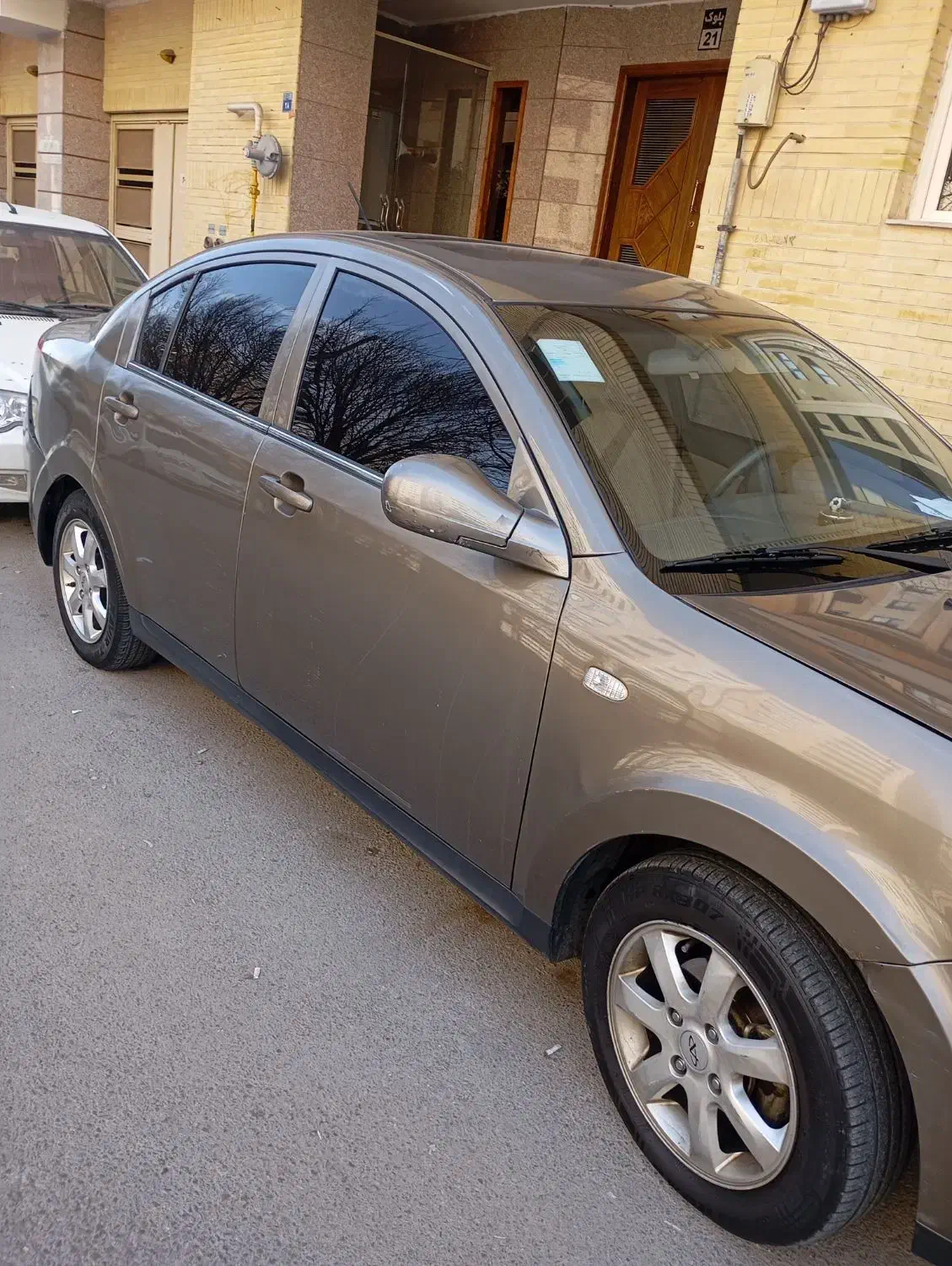 ام وی ام ۵۵۰|خودرو سواری و وانت|اصفهان, سروستان|دیوار