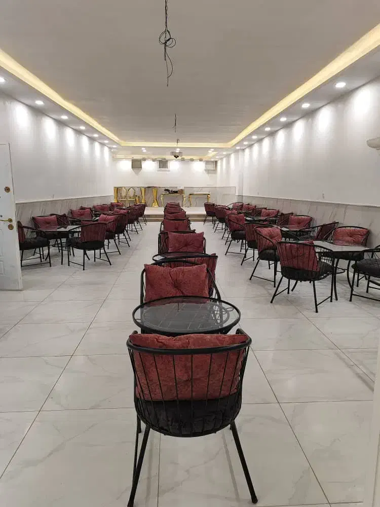 میز و صندلی لهستانی نو نو|کافیشاپ و رستوران|کرج, آتشگاه|دیوار