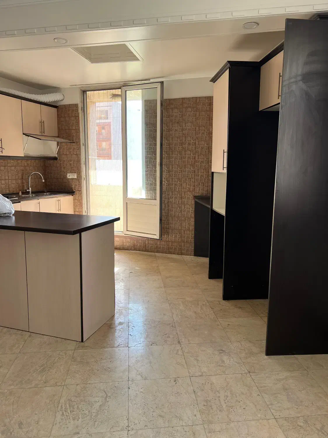 امیراباد شمالی ۱۳۶ متر ۳ خوابه ۱۱ ساله فول امکانات|اجارهٔ آپارتمان|تهران, امیرآباد|دیوار