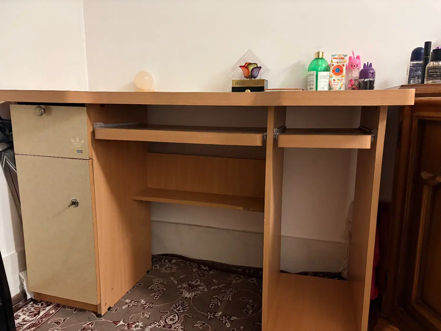 میز|میز تحریر و کامپیوتر|قم, شاه ابراهیم|دیوار