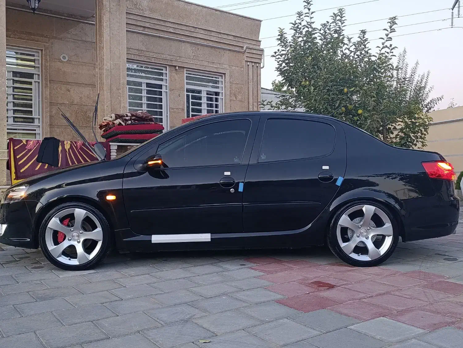 رانا پلاس پاناروما ۱۴۰۱درحد صفر|خودرو سواری و وانت|مشکین‌دشت, |دیوار