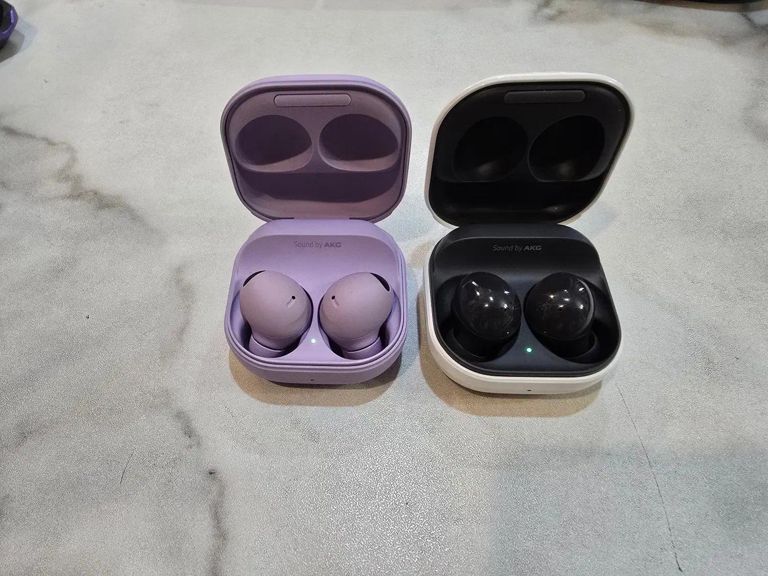 Galaxy buds 2 and buds 2 pro|پخش‌کننده همراه|تهران, باغ فیض|دیوار