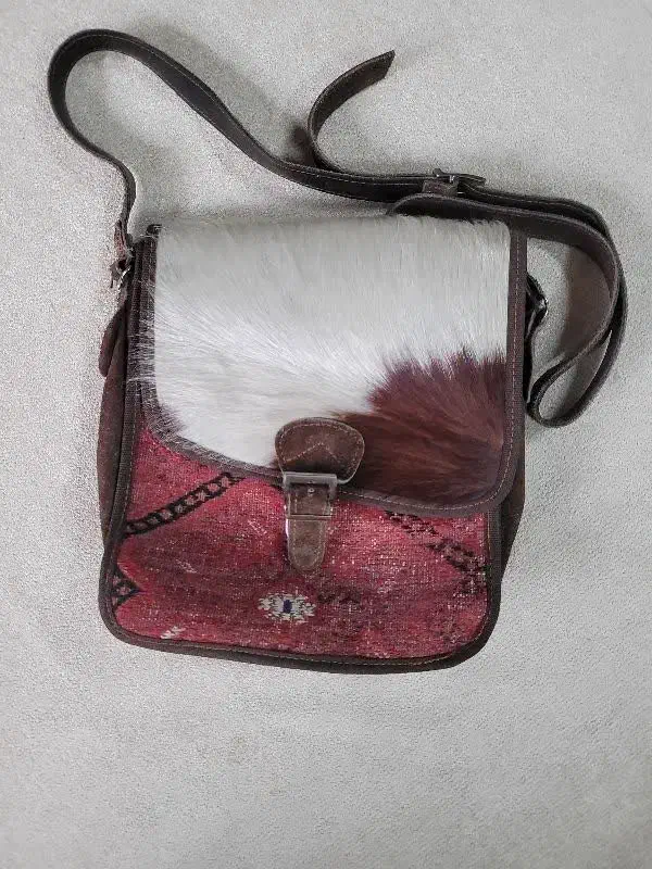 کیف پوست گاوی اصل|کیف، کفش، کمربند|ری, بازار آهن|دیوار