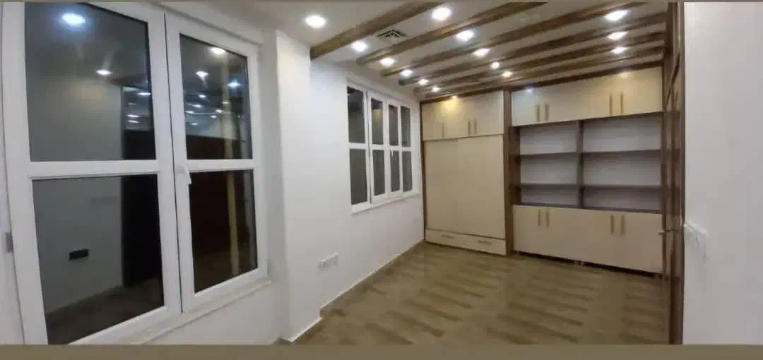 واحد اداری 40 متری رو به روباغ ملی امیر شهید|فروش آپارتمان|لاهیجان, امیرشهید|دیوار