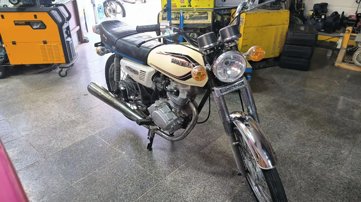 موتورمدل81عروسک|موتورسیکلت|قم, شاه ابراهیم|دیوار