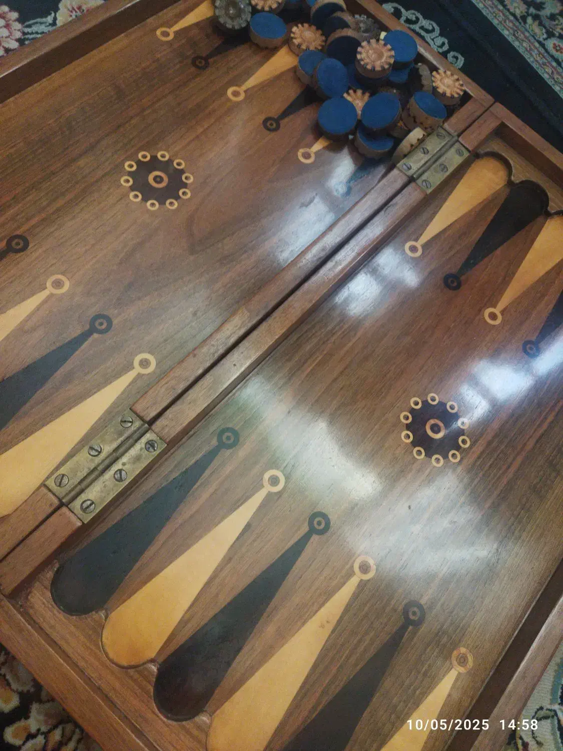 تخته نرد چوب روس کار قدیمی خواص قدمت ۸۰ساله|کلکسیون اشیاء عتیقه|ورامین, ورامین|دیوار