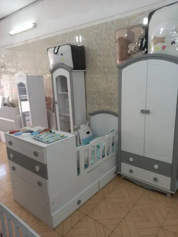 تخت و کمد نوزاد و نوجوان/ با طراحـی خـاص/سیسمونی|تخت و صندلی بچه|محمدشهر, همایون ویلا|دیوار