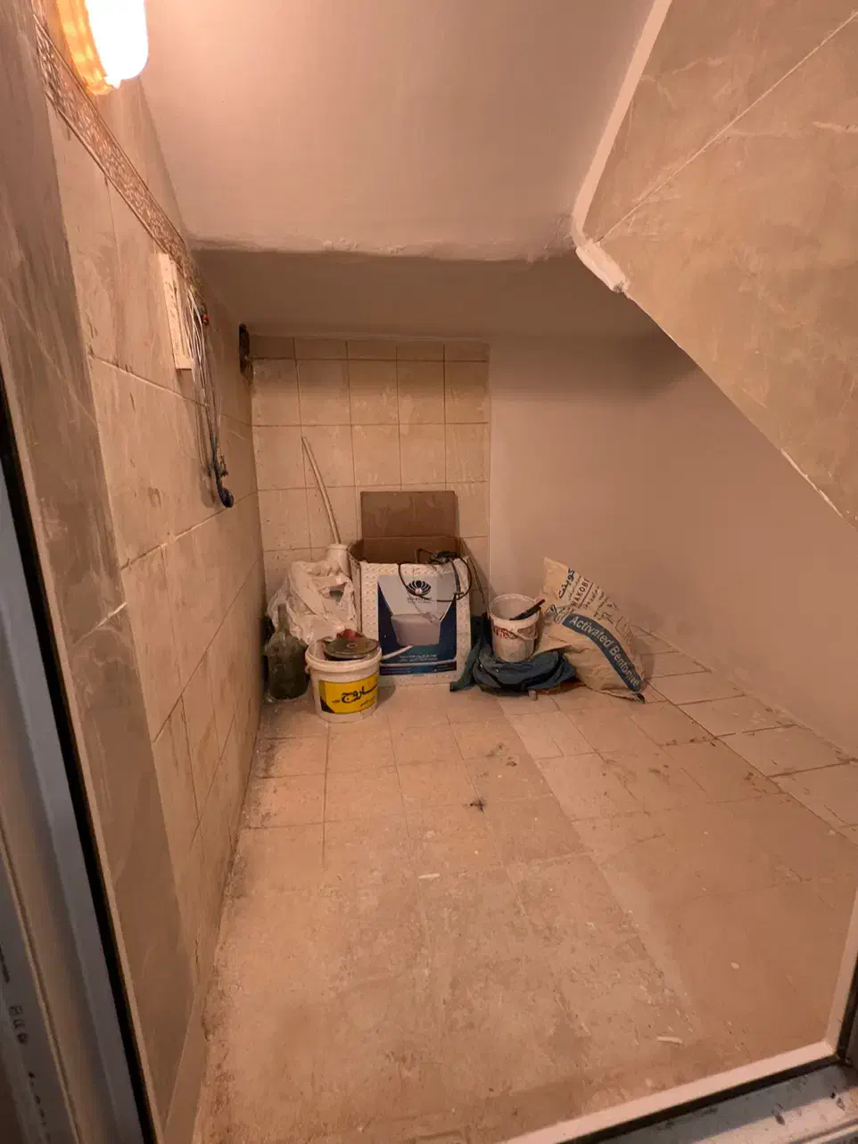 ۵۵متر زیرهمکف فول بازسازی یک خواب مستر در حد نوساز