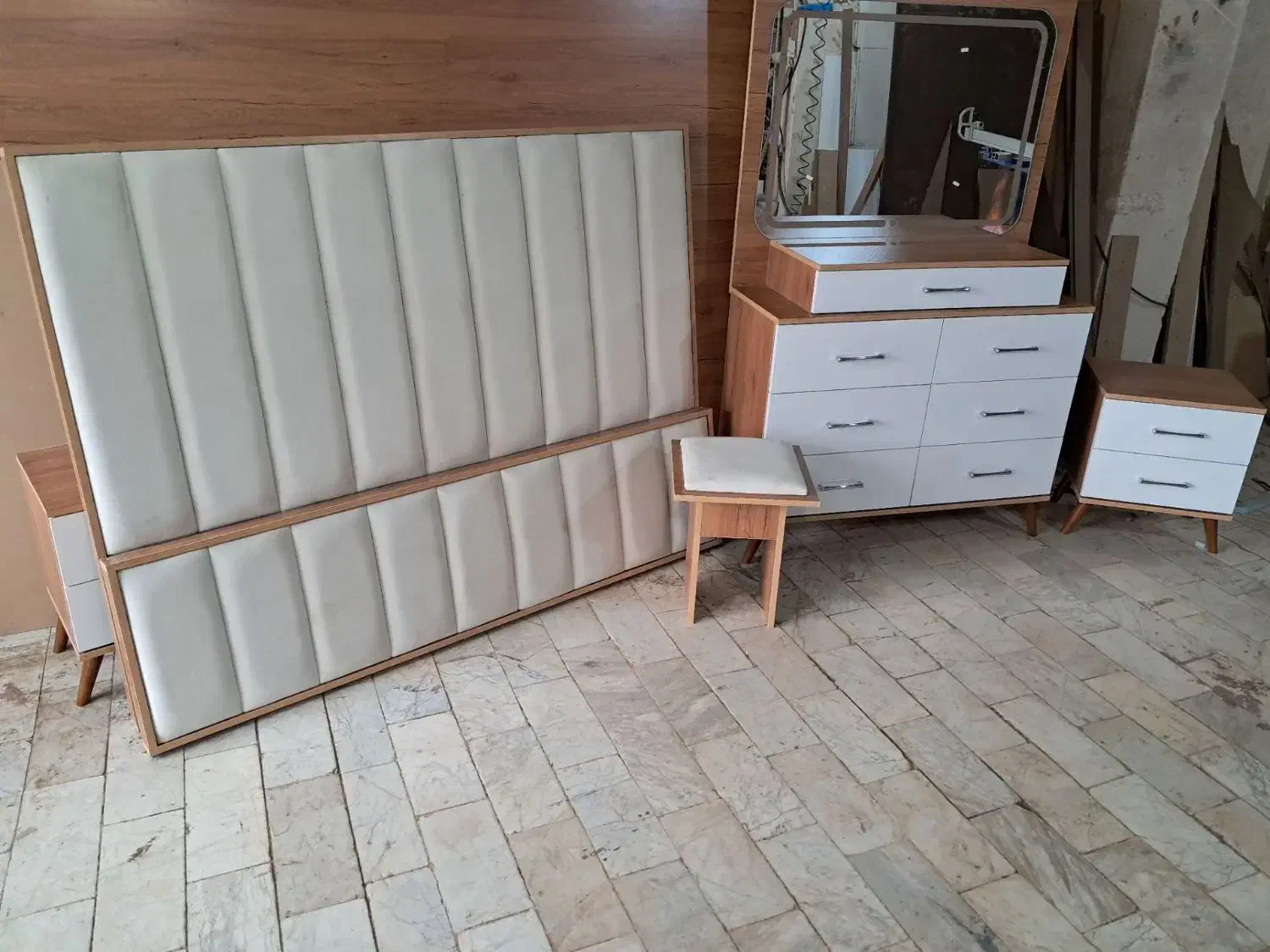 تخت لوکس|تخت و سرویس خواب|اردبیل, |دیوار