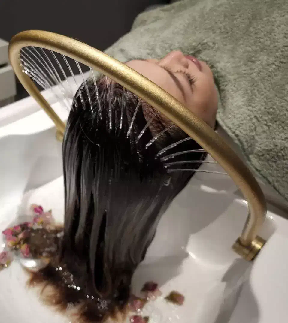 کلینیک تخصصی پوست و مولیزر اسکالپ فیشال بوتاکس ژل|خدمات آرایشگری و زیبایی|یزد, |دیوار