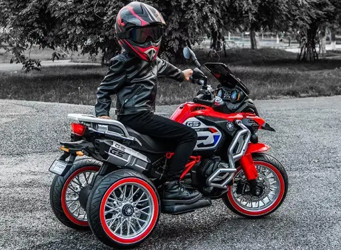 موتور بزرگ سه چرخ/سه سرعته/سوئیچ دار دسته گازخور|اسباببازی بچه|ضیاء آباد, |دیوار