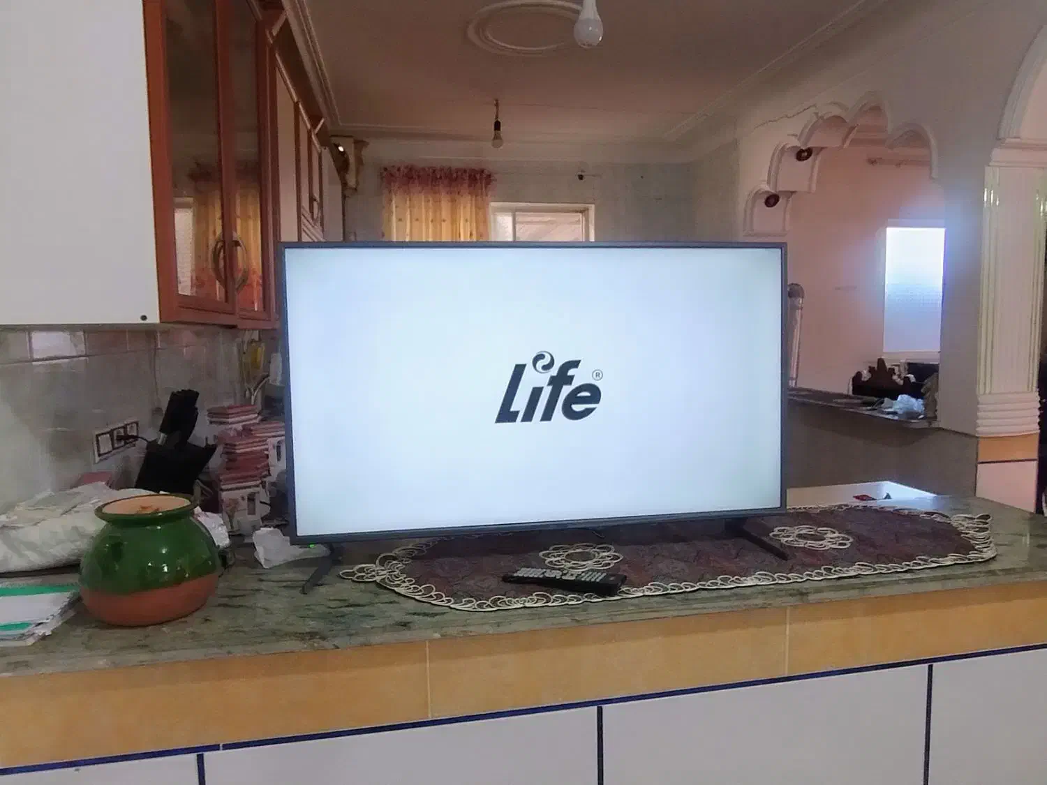 تلویزیون ۴۲اینچ مدلlife|تلویزیون و پروژکتور|بهشهر, |دیوار