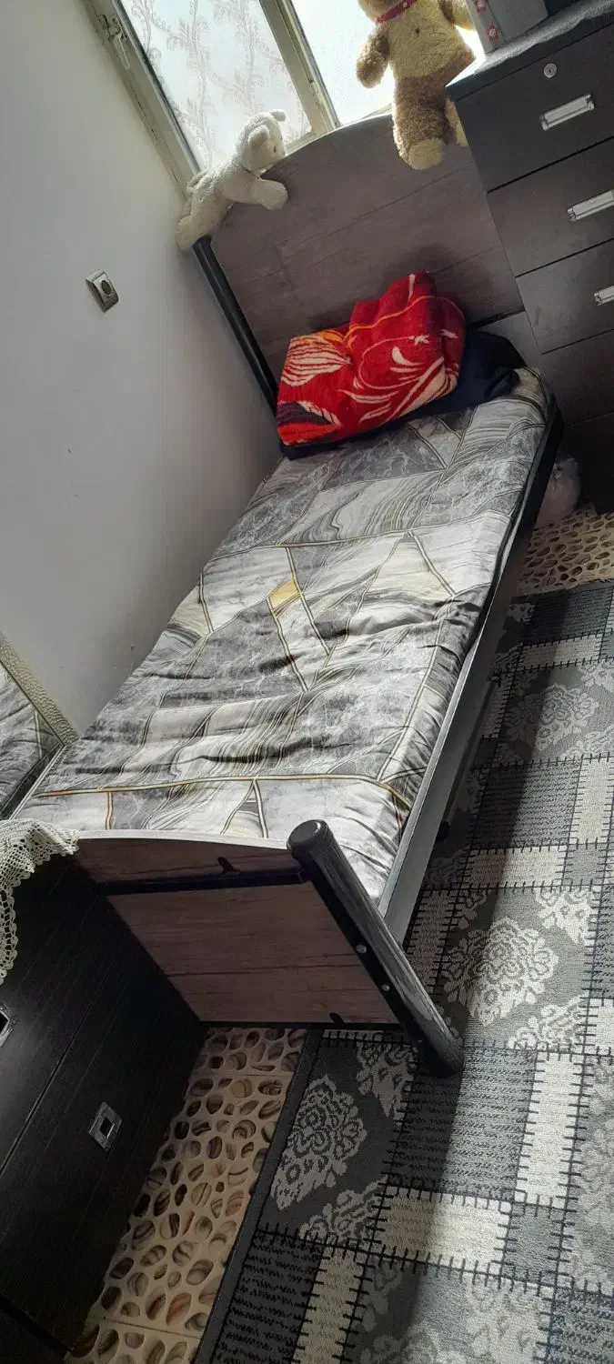 تخت خواب تک نفره|تخت و سرویس خواب|ماهدشت, |دیوار