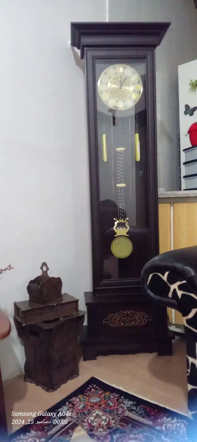 ساعت ایستاده تروتمیز نونو|ساعت دیواری و تزئینی|شاهین‌شهر, مسکن مهر|دیوار